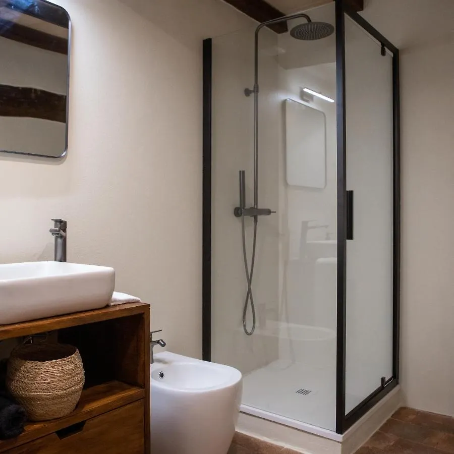 Bed and Breakfast Dimidium Canossa 0*,  Italia