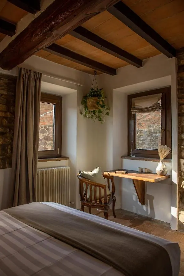 Dimidium Bed & Breakfast Canossa Italy